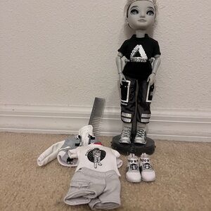 Rainbow High Shadow High Ash Silverstone Doll